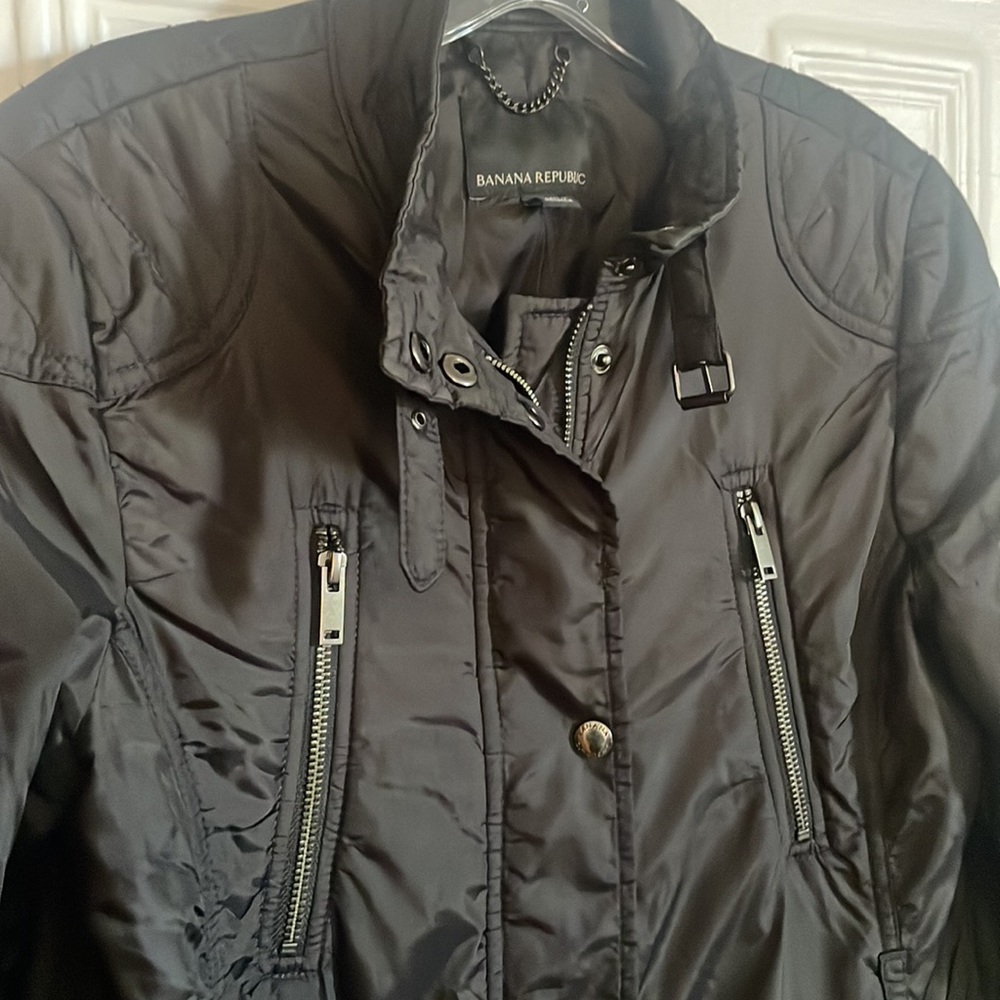 Banana republic Moto style jacket. Size medium, petite. Like new condition! - Picture 2 of 7